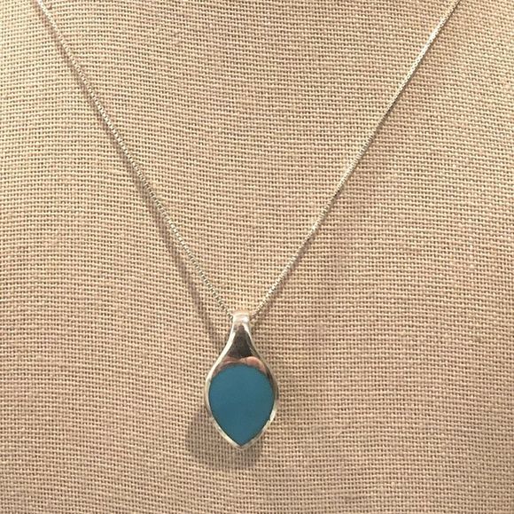 Vintage Sterling Silver and Turquoise Pendant On Sterling Silver Necklace - Picture 7 of 8